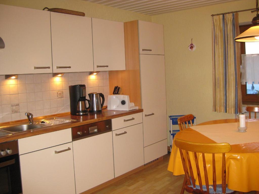 Ferienwohnungen Grill Schonberg  Room photo